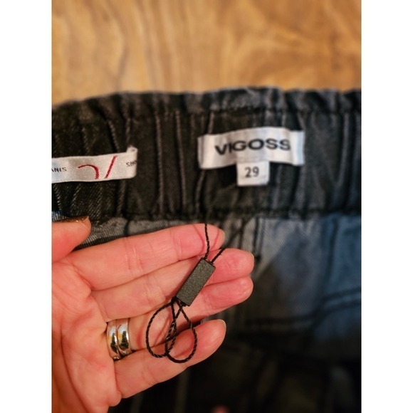 Vigoss NWOT Gray Ultra High Rise 29 shorts - Picture 9 of 9